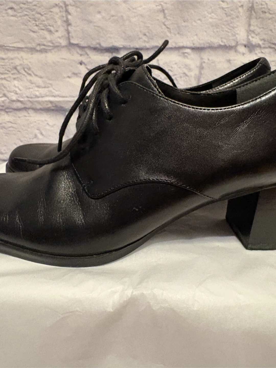 EUC Bandino Leather Oxford Lace-Up Heeled Shoes Size 6 - photo 4