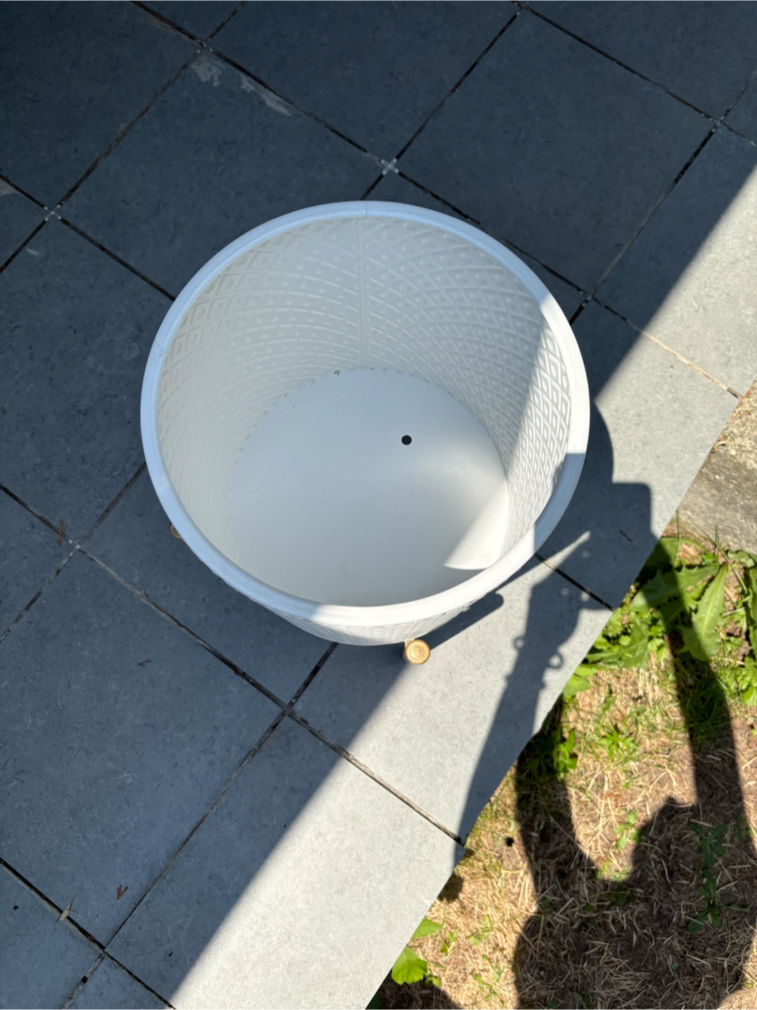 NEW Modern Mid Century Planter with Stand – White & Gold - photo 2