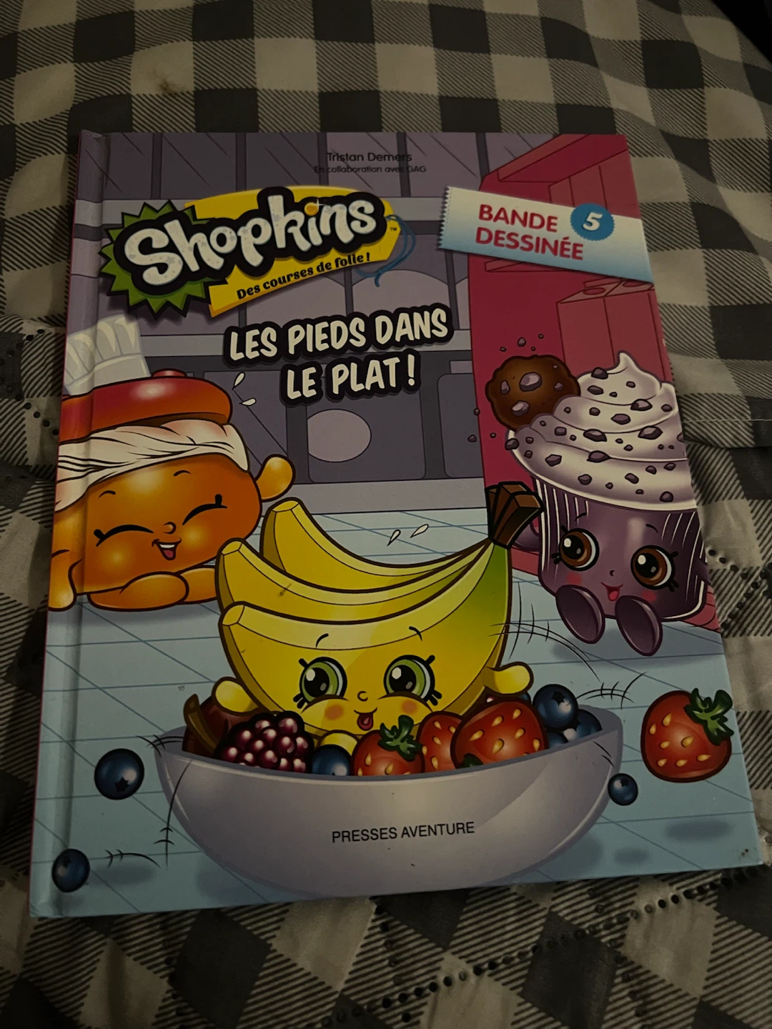 Shopkins Collection of 6 Comic Books