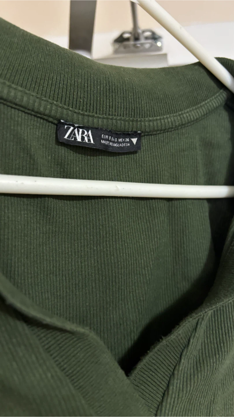 ZARA Ribbed Cropped Long Sleeve Polo Shirt Green - photo 2