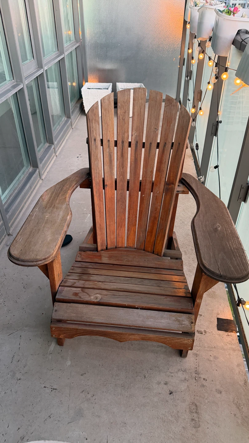 Muskoka wooden Chair x2