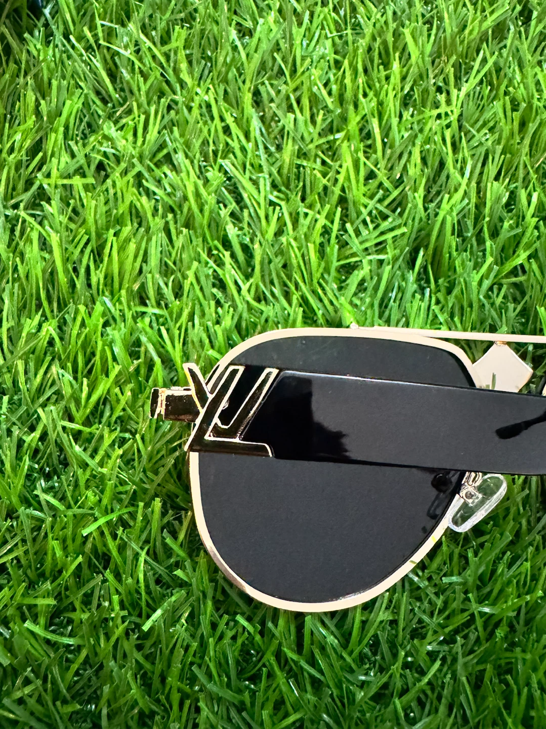 Louis Vuitton Sunglasses - photo 4