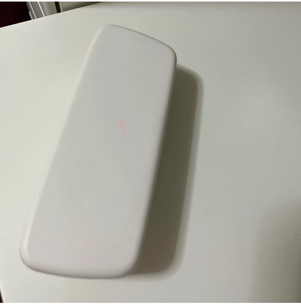 Calvin Klein White Hard Shell Glasses Case - photo 3