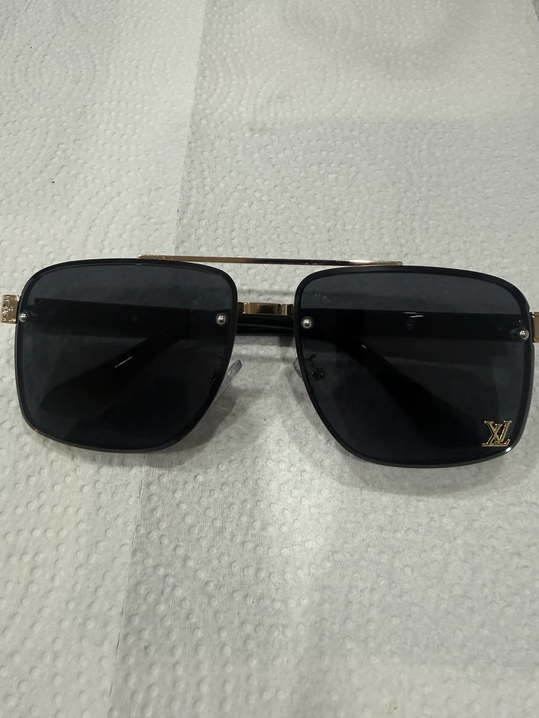 Louis Vuitton Square Sunglasses for unisex