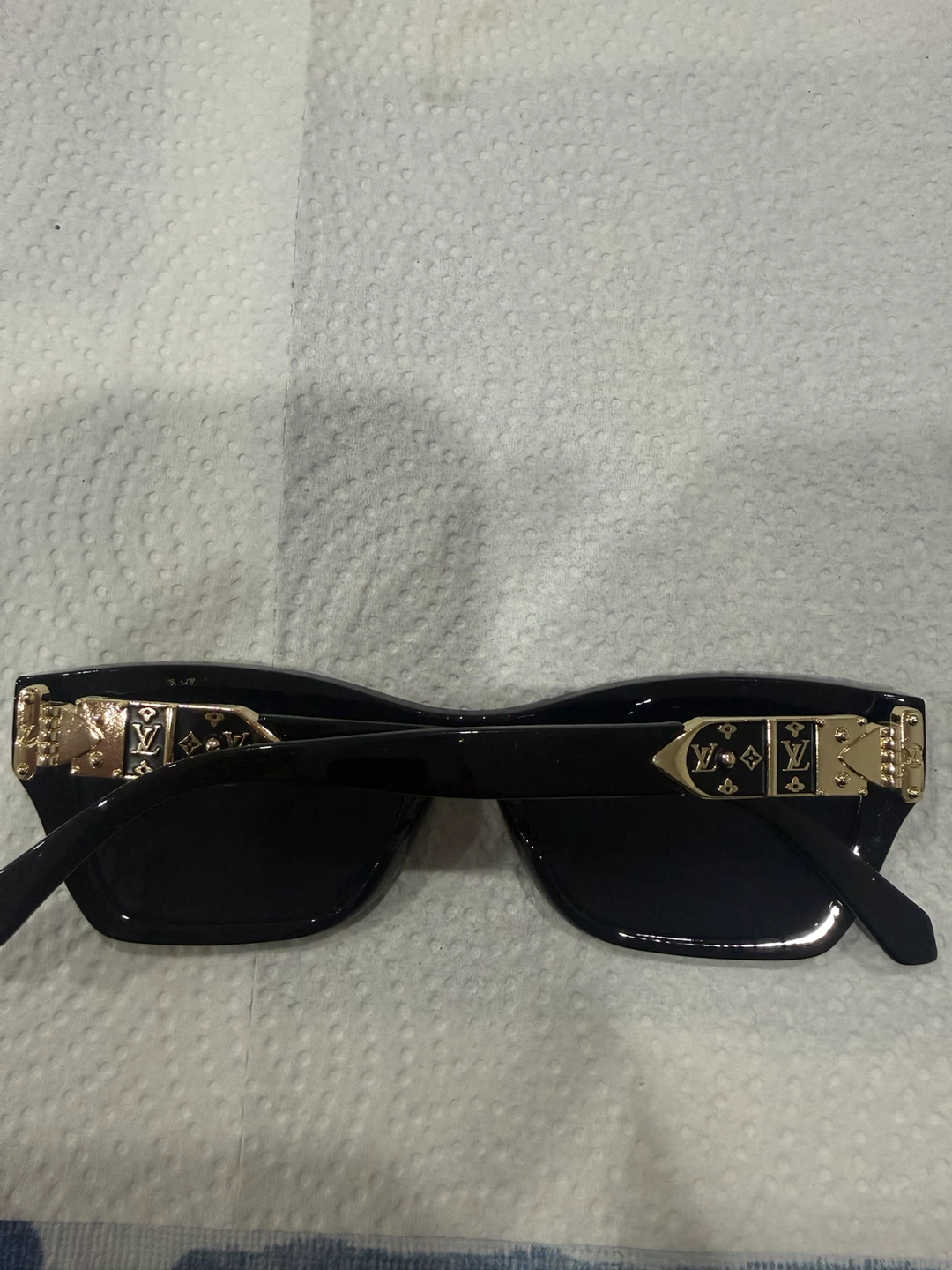 Louis Vuitton Black Sunglasses - photo 3