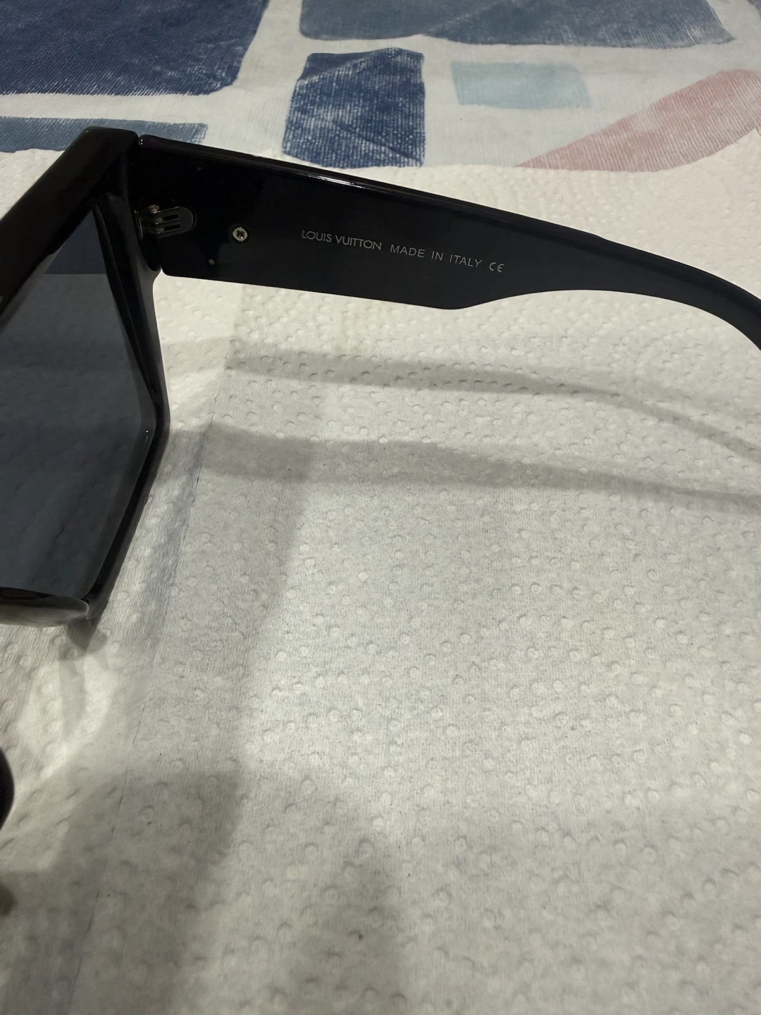 Louis Vuitton Sunglasses for unisex - photo 4