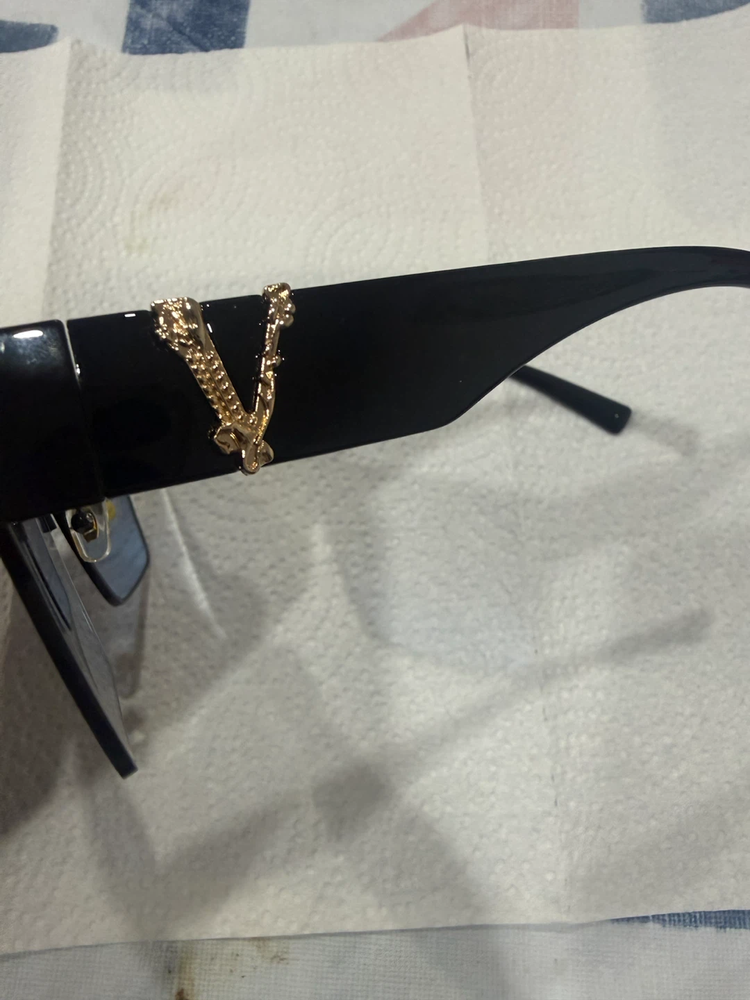 Versace Sunglasses for unisex - photo 3