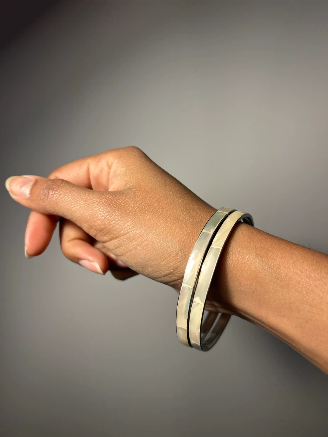 Mother of Pearl Bangle Set