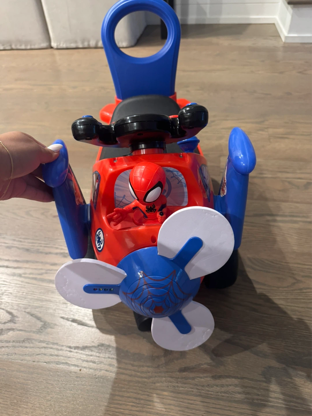 Spider-Man Ride-On Plane Toy - photo 5