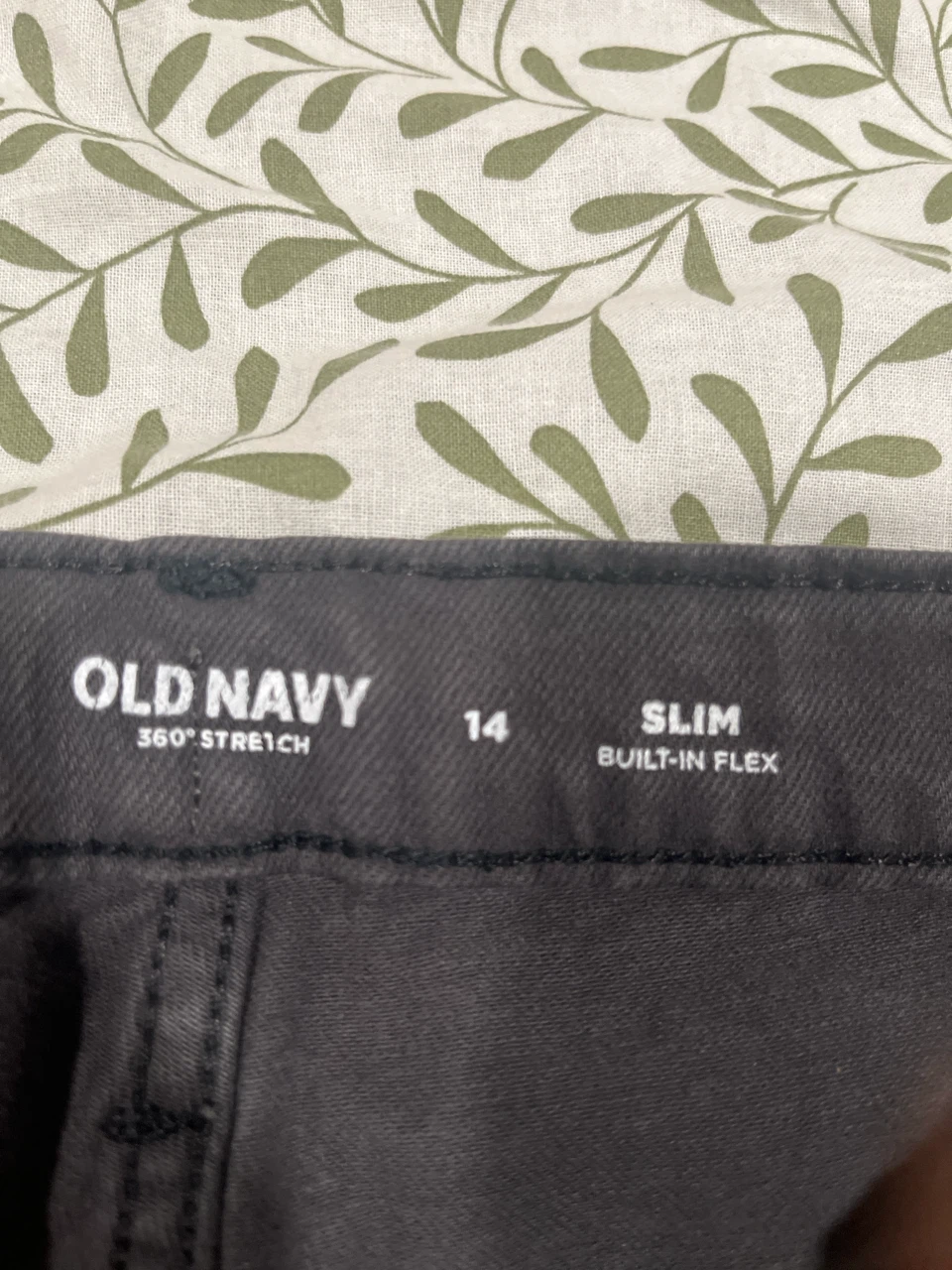 Old Navy Slim Built-In Flex Jeans - Charcoal - Size 14 - photo 2