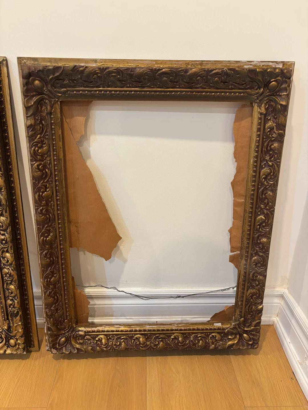 Set of 3 Vintage Ornate Solid Wood Gold Picture Frames - photo 4