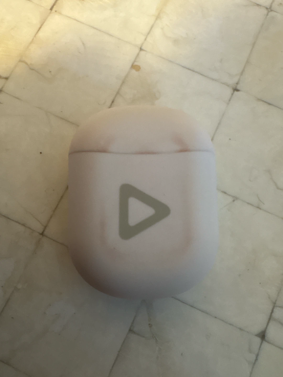 White Wireless Earbuds with white Case