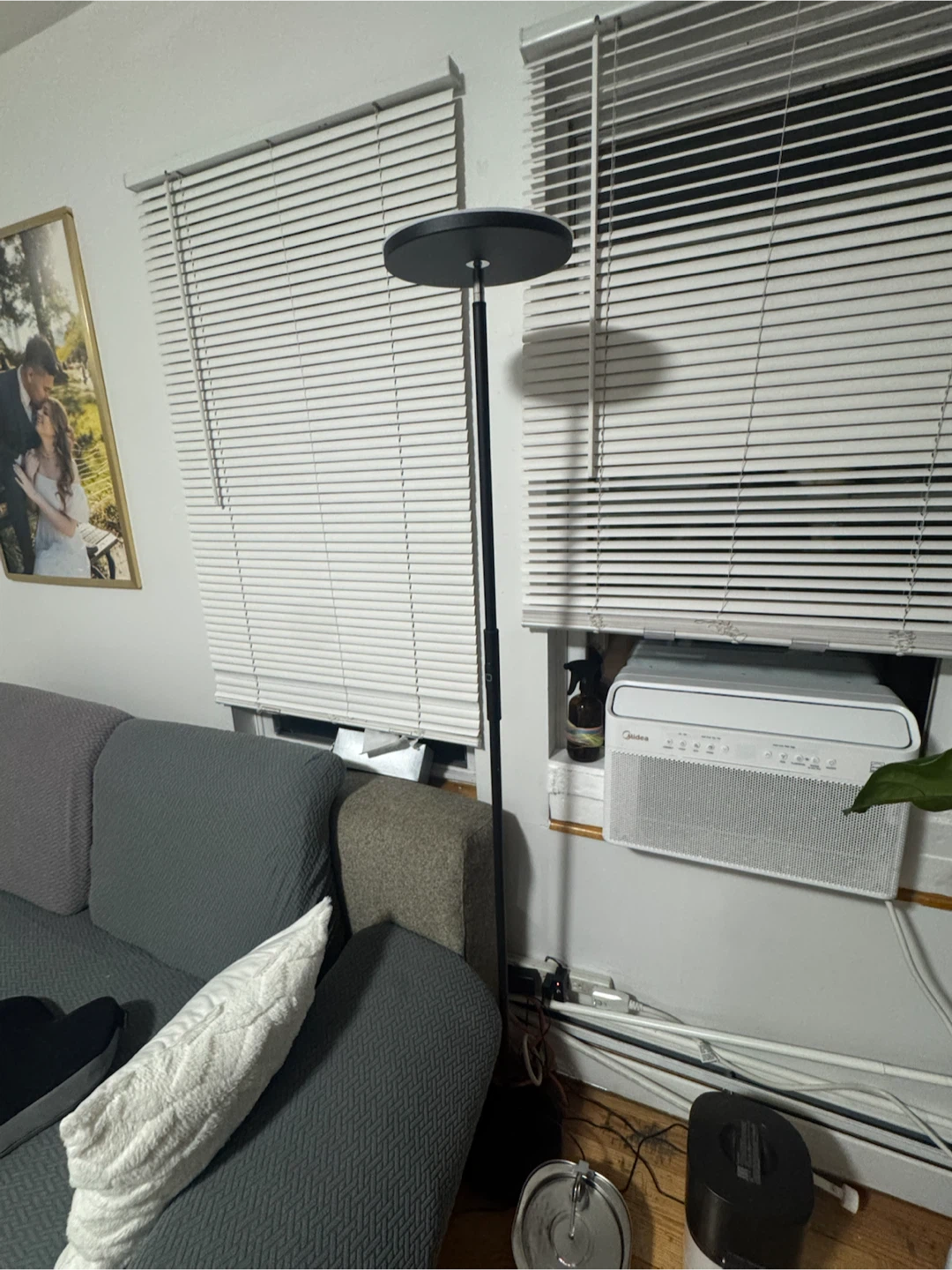 Modern Black Arc Floor Lamp with LED Ring Light - photo 4