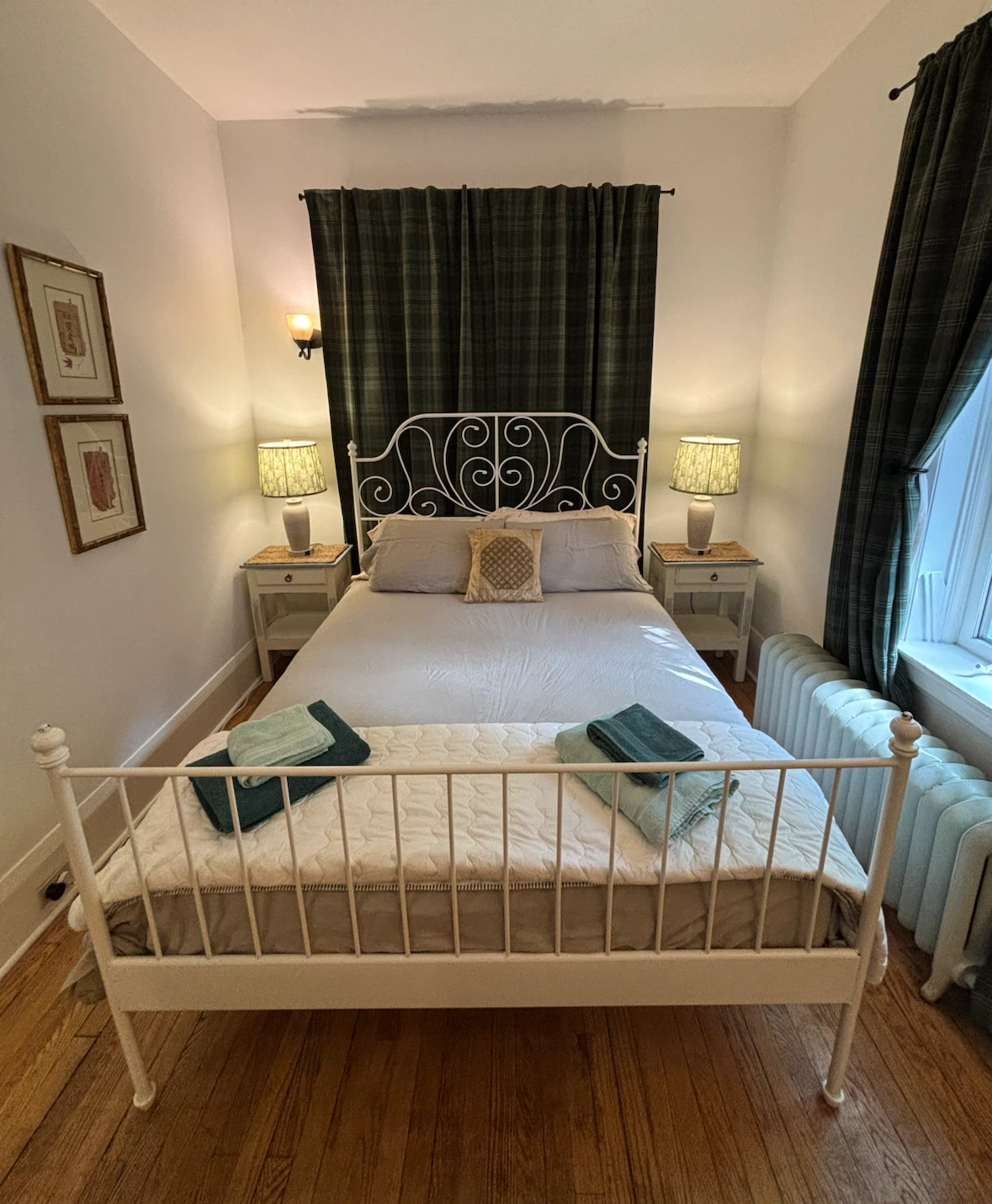 White Metal Full/Double Bed Frame with Decorative Headboard