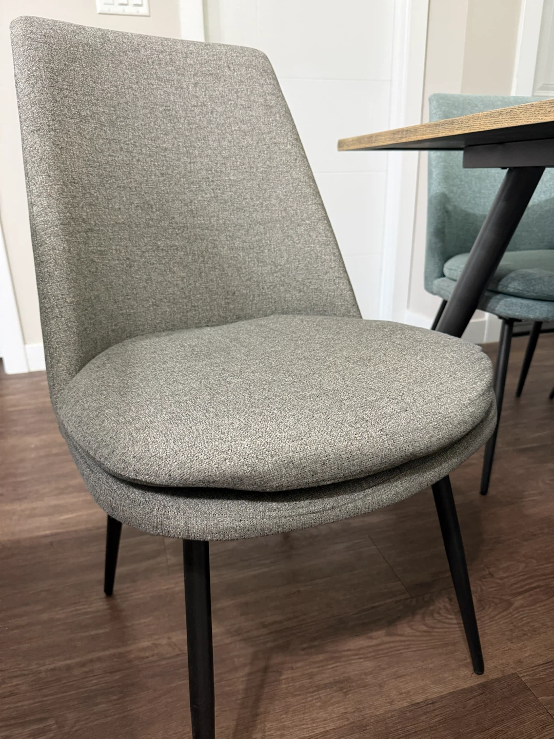Dining Table and 6 Chairs Set - photo 3