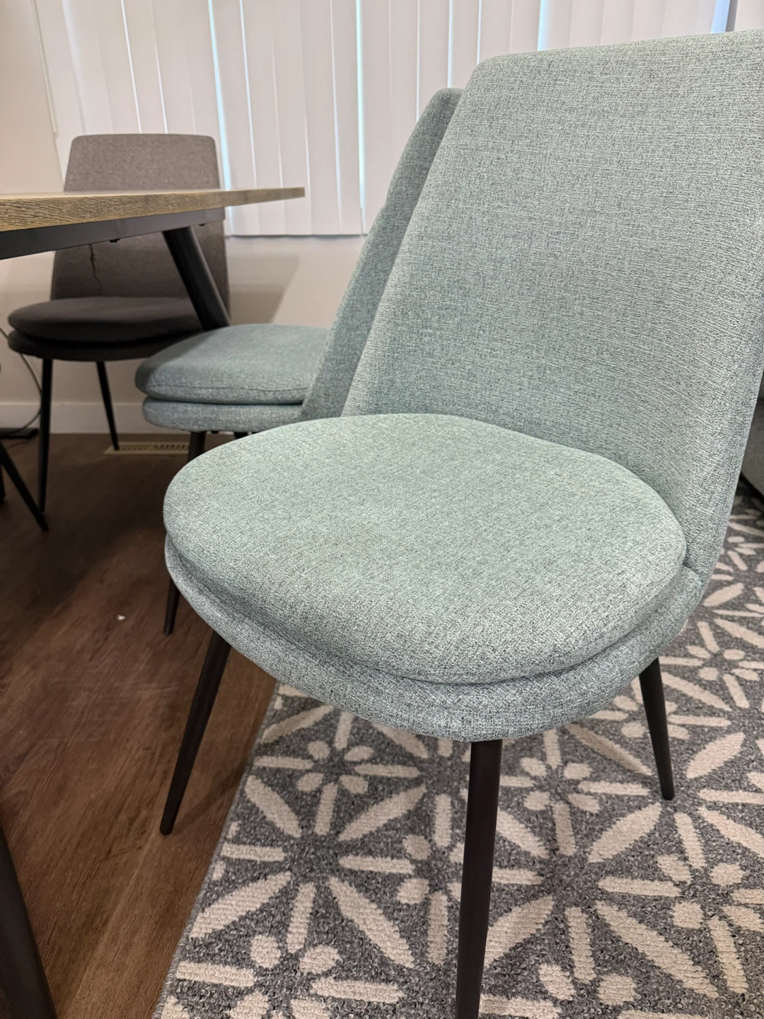 Dining Table and 6 Chairs Set - photo 4