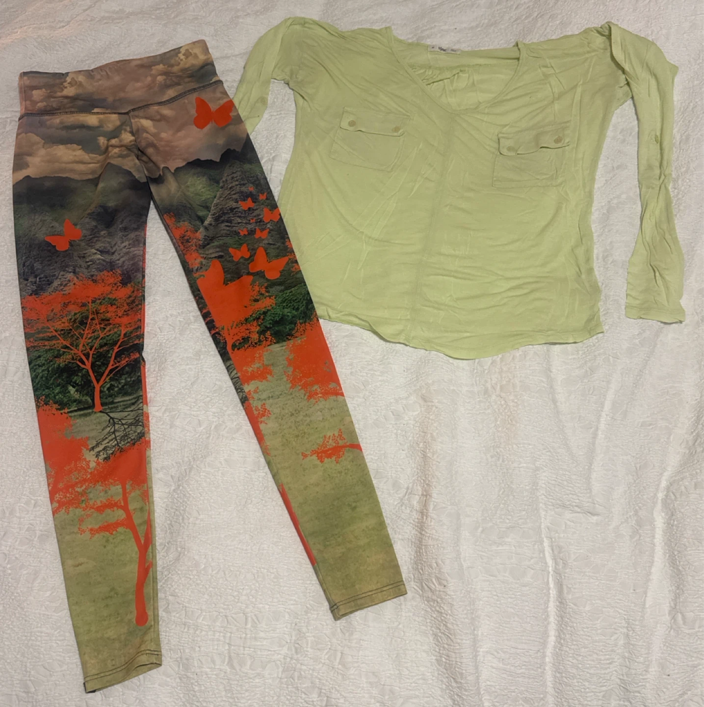 Tonic and TheOnzie XS Workout Set