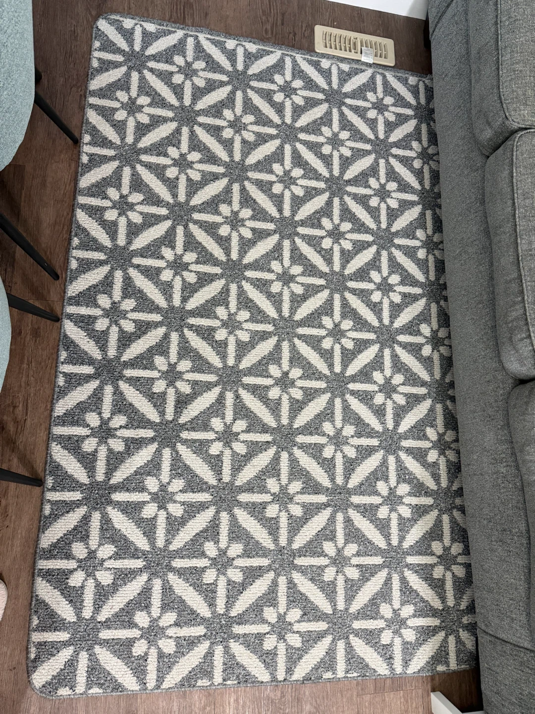 Grey Geometric Area Rug - photo 2