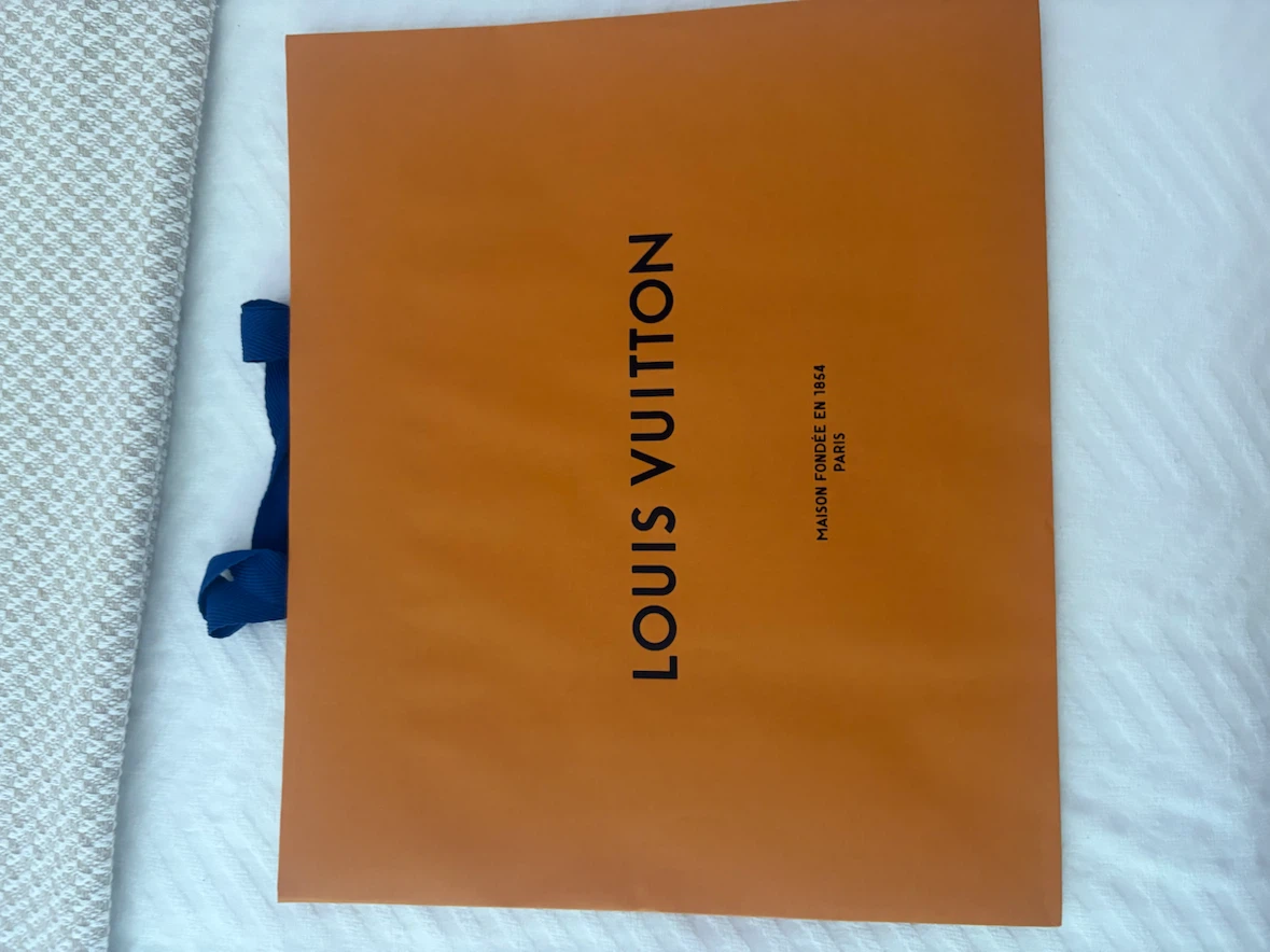 Gucci and Louis Vuitton Gift Boxes and Bags - photo 3