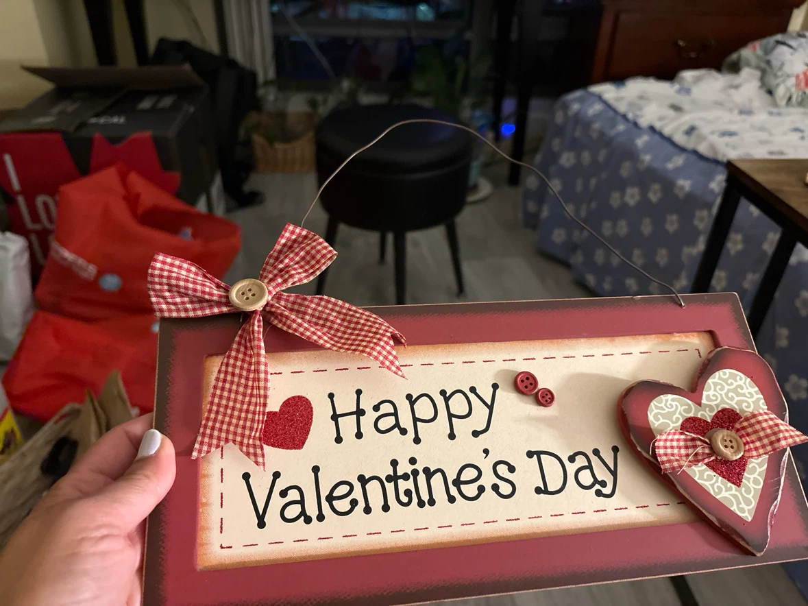 Happy Valentine's Day Decorative Sign