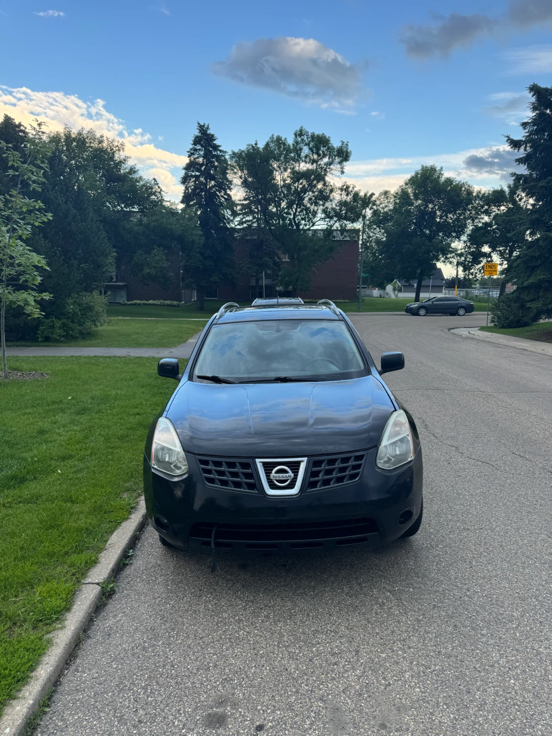 Black Nissan Rogue SL AWD - photo 5