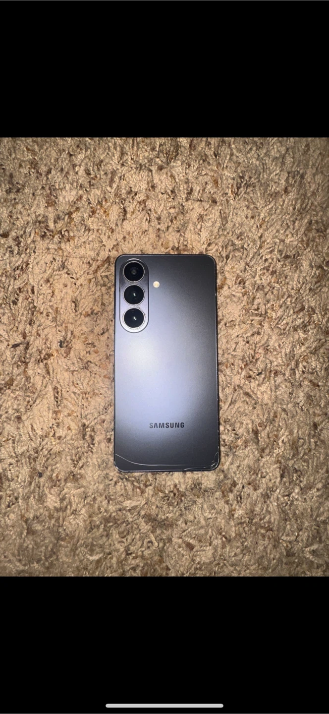 Samsung Galaxy S26 Cell Phone - photo 2