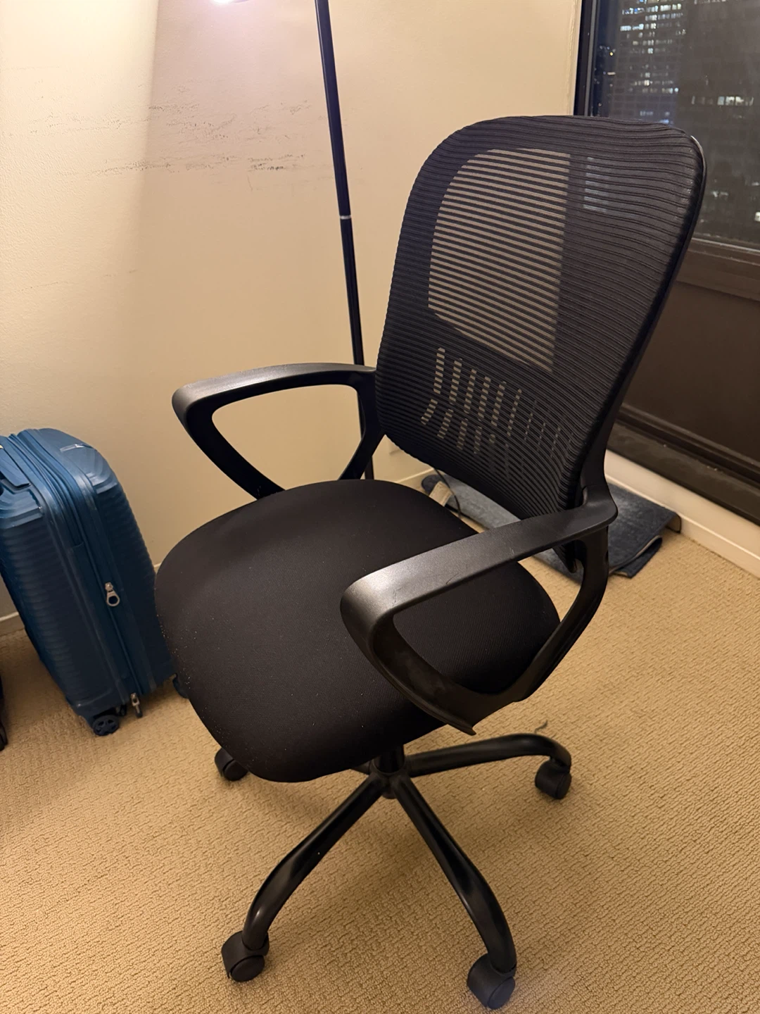Black Mesh Back Office Chair $20