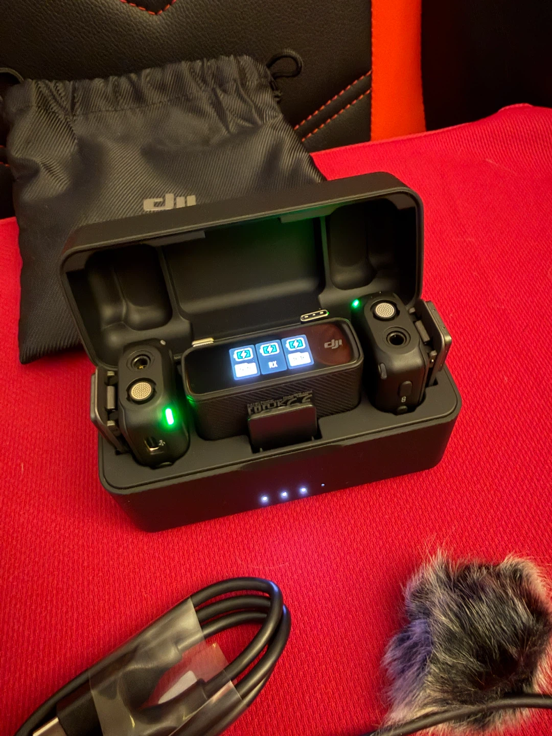 DJI Mic Wireless Microphone System Dual Mics - New