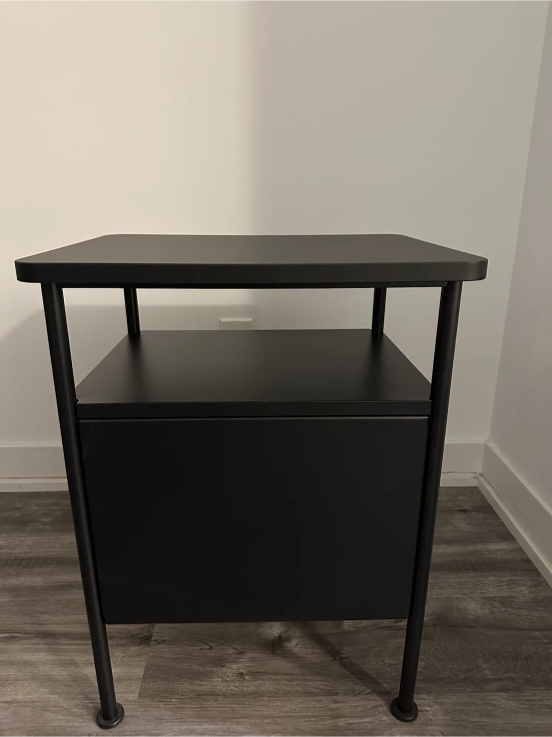 IKEA Bedside table - photo 2