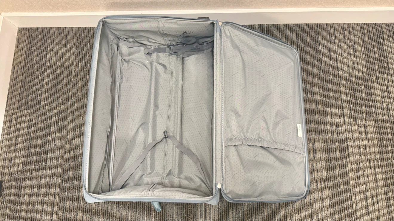 Large Softside 2-Wheel Luggage - photo 5