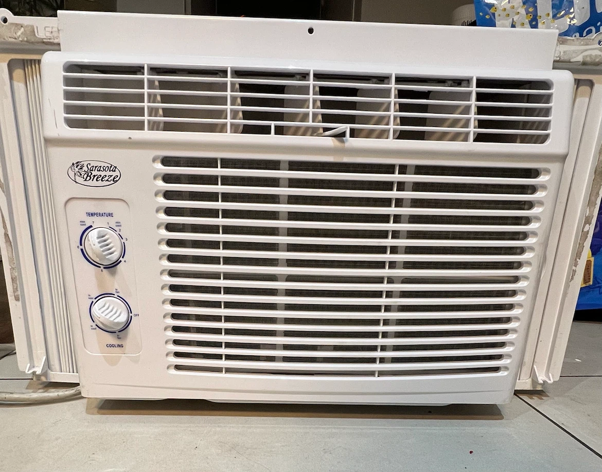 Sarasota Breeze Window Type Air Conditioner SBZ-5CM2
