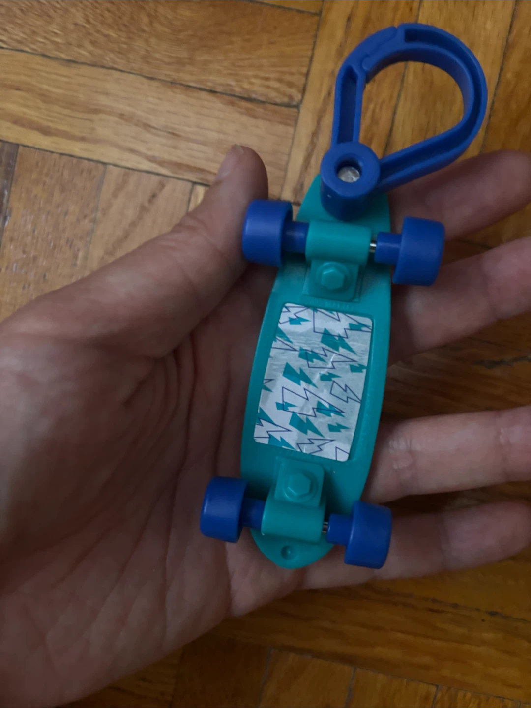 Mini Skateboard Keychain with Clip - photo 2
