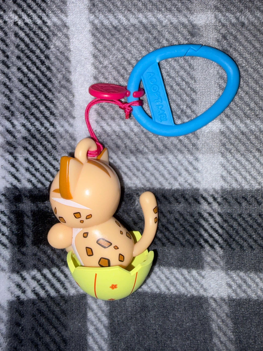 Adopt Me! Leopard Cat Keychain - photo 2