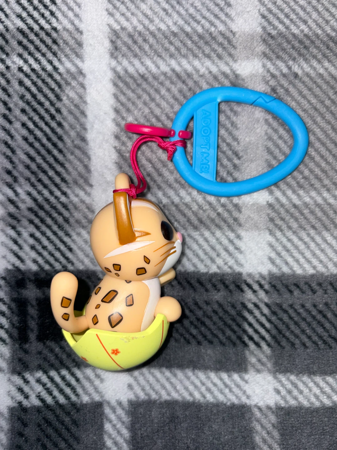 Adopt Me! Leopard Cat Keychain - photo 4