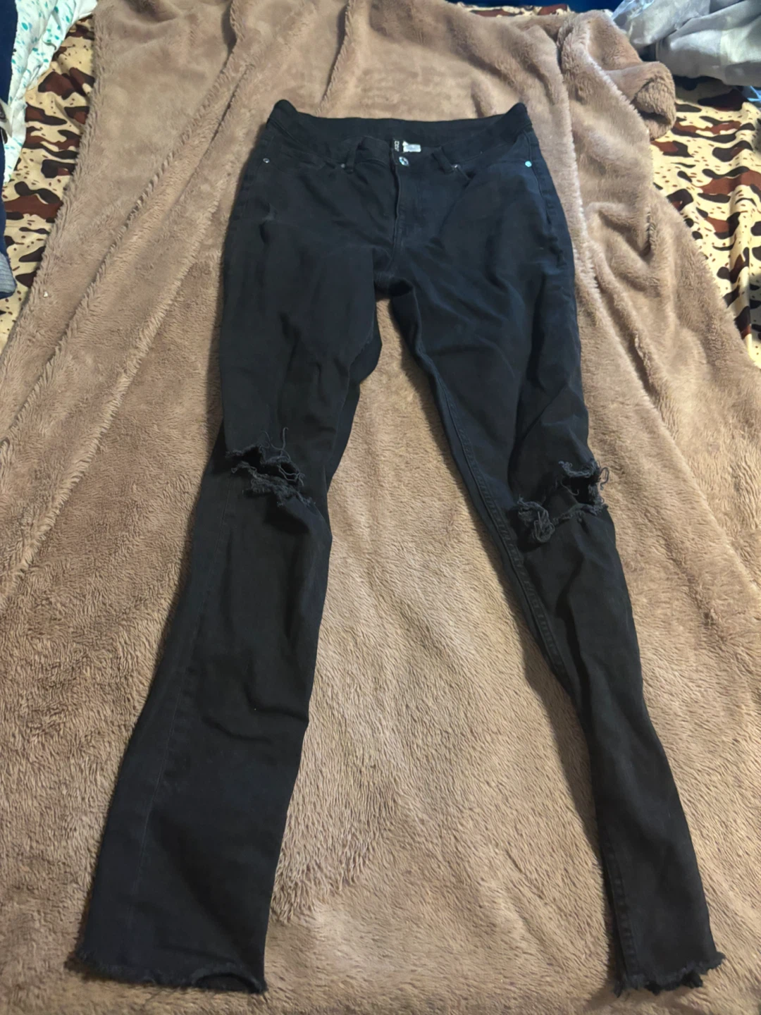 H&M Divided Black Ripped Jeans