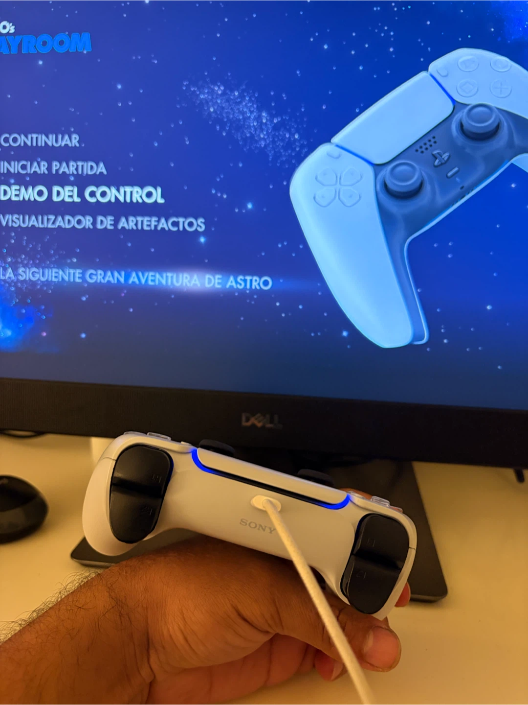 Sony PlayStation 5 DualSense Wireless Controller - photo 3
