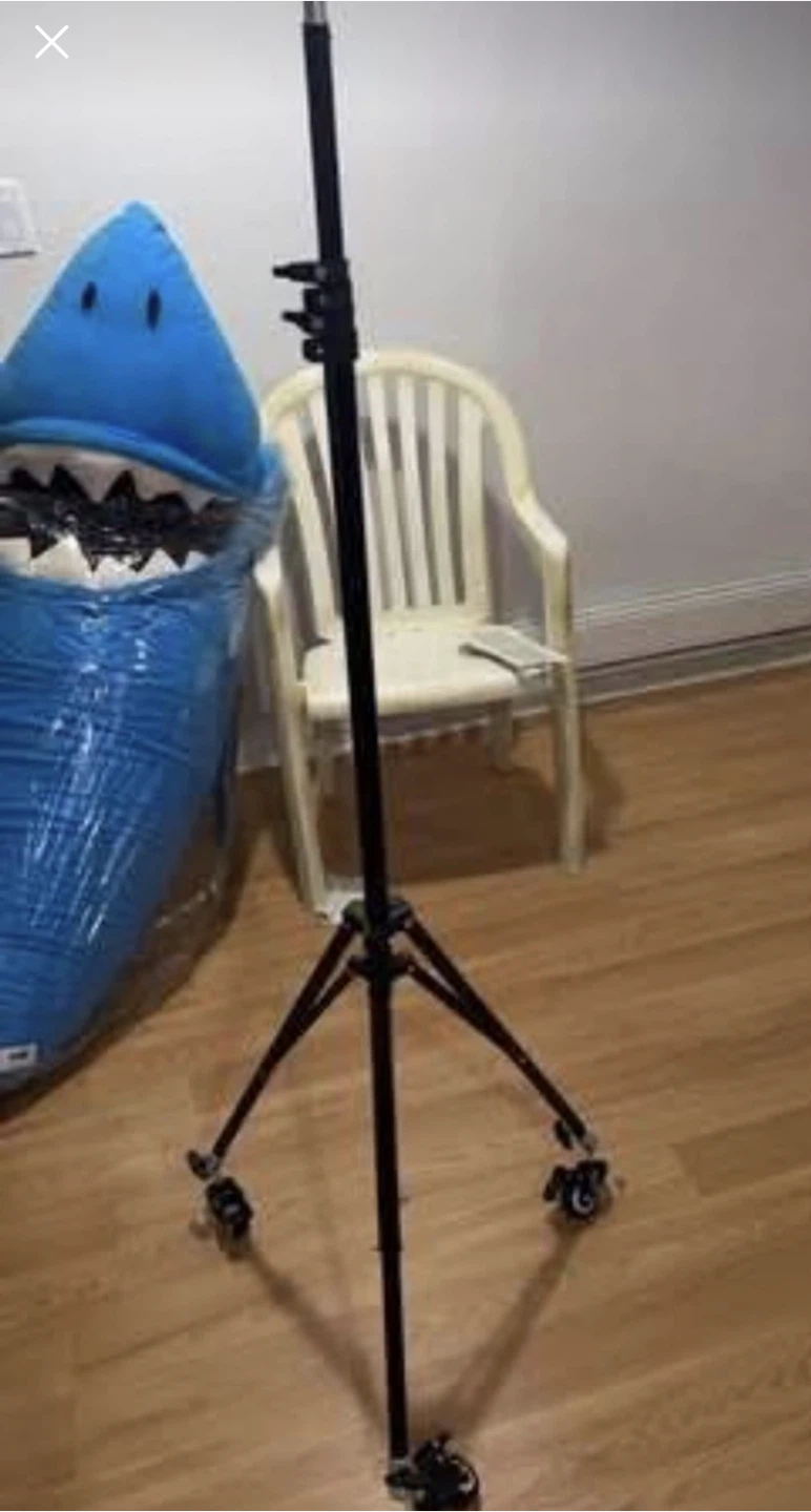Photography Light Stand w/Wheels.