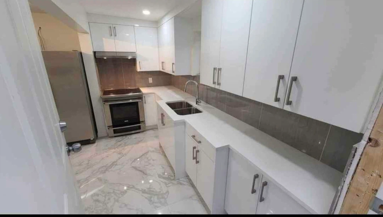 One bedroom basement in sharing - photo 2