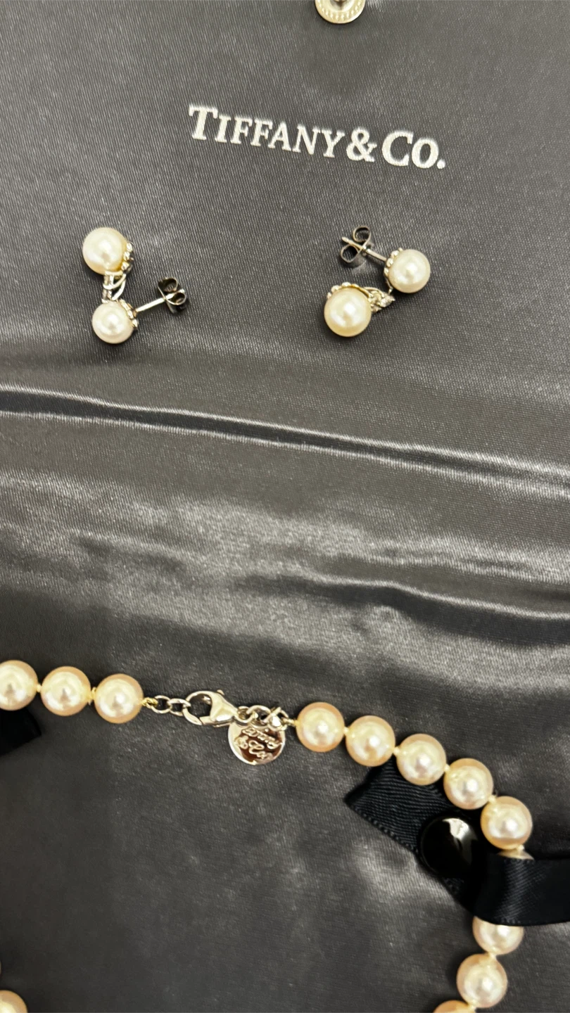 Tiffany & Co. Pearl Necklace and Earring Set - photo 2