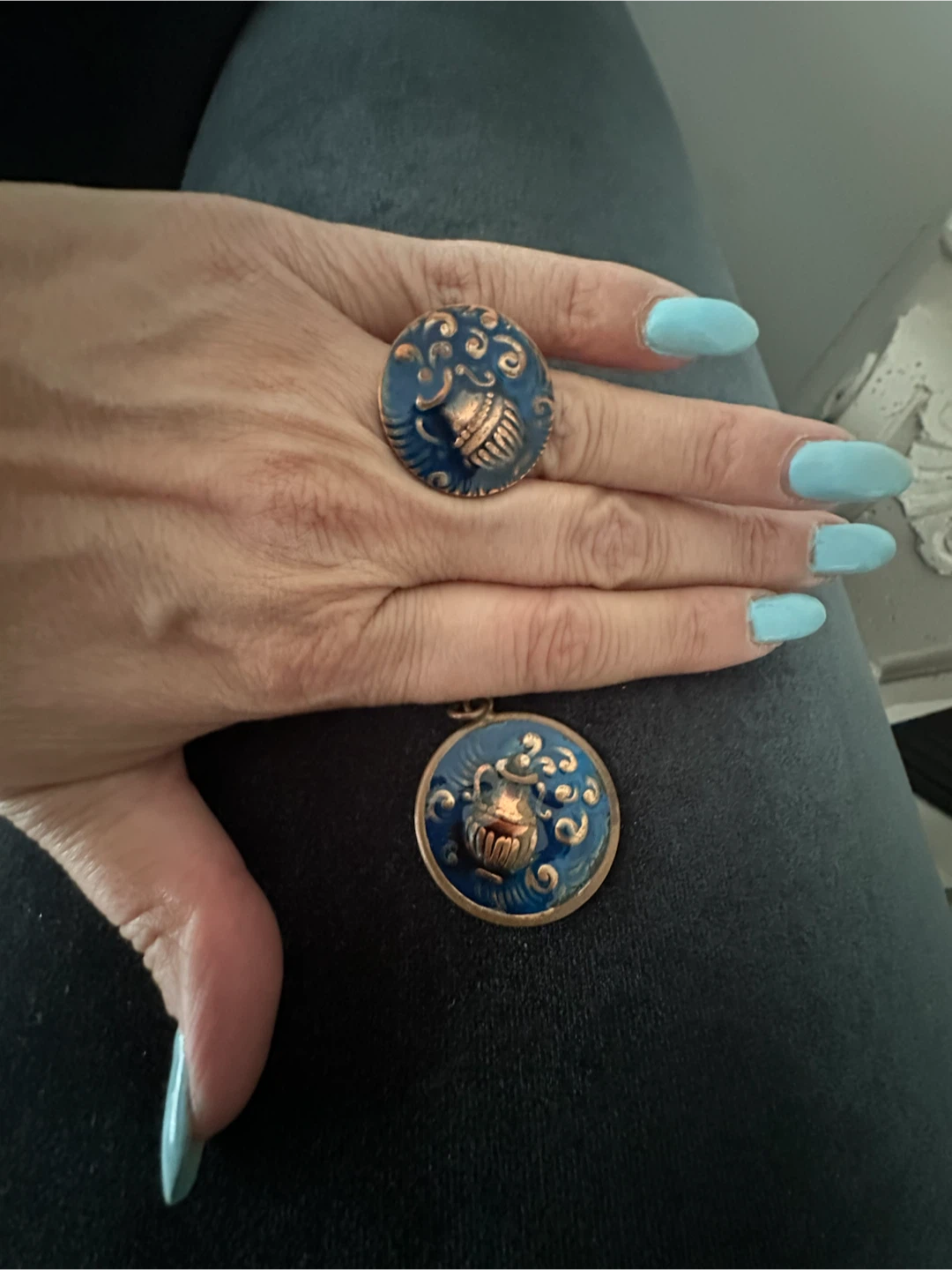 Vintage Blue Enamel Medallion Pendant and Ring Set - photo 3