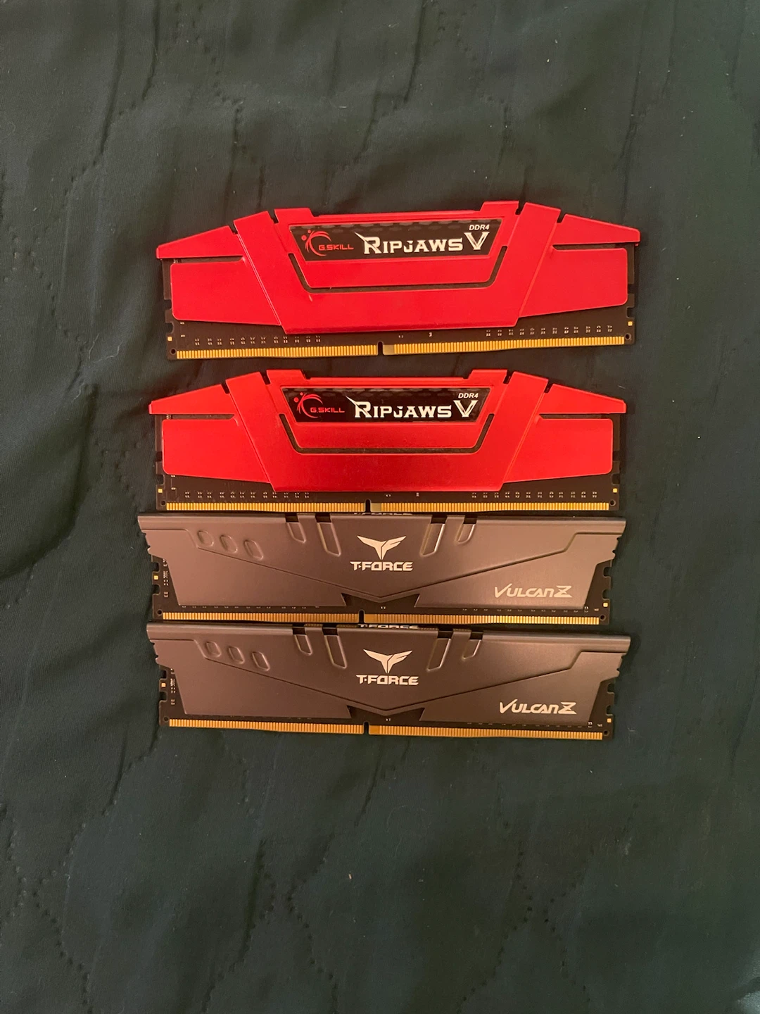 DDR4 Ram Sticks (4x8) 32GB 3200Mhz