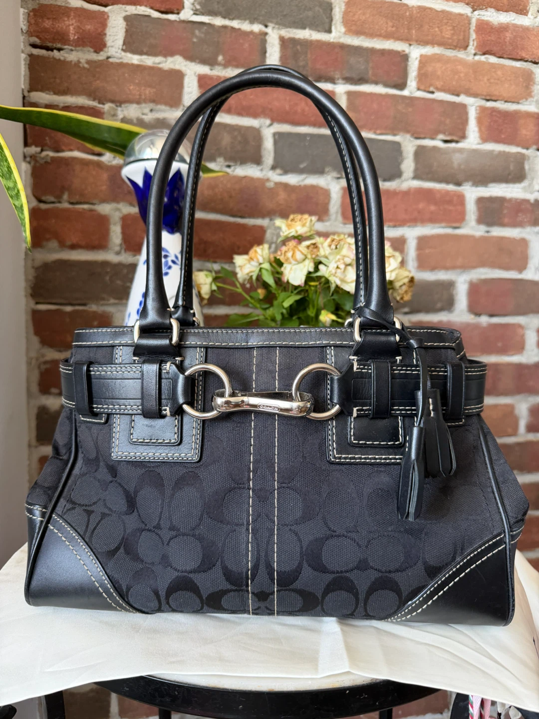 Coach Vintage Y2K Black Signature Hampton
