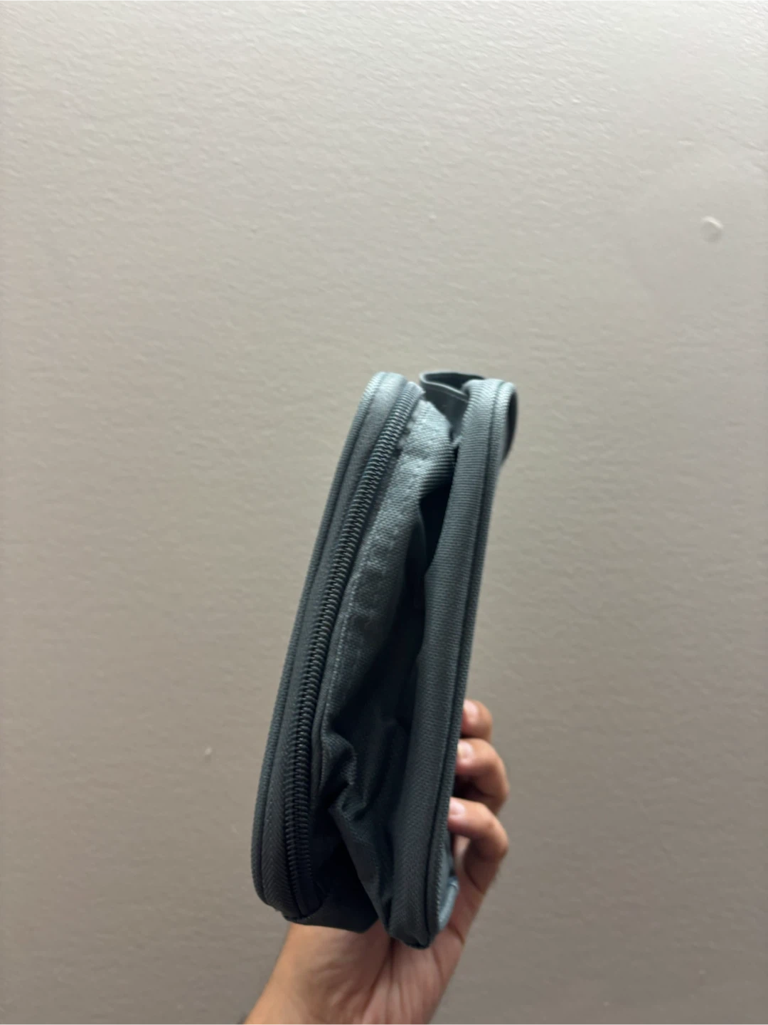 Groupe Forget Audioprosthesistes Pouch - photo 3