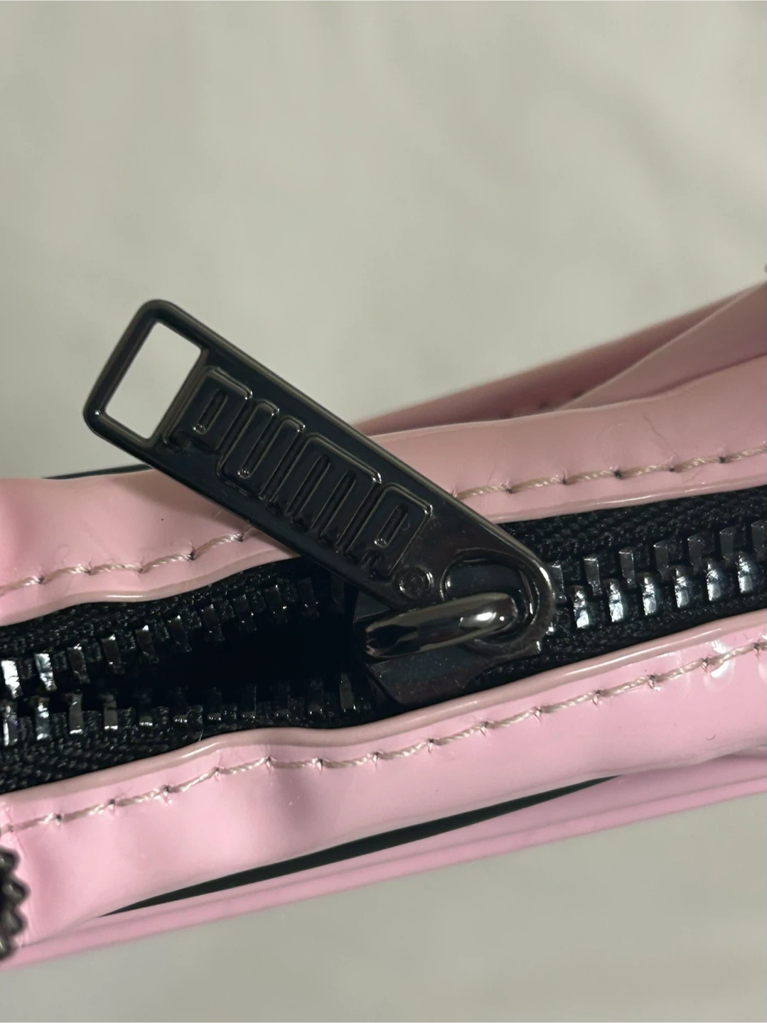 Deadstock / Puma x Ottolinger Pink Patent Crossbody Bag - photo 5