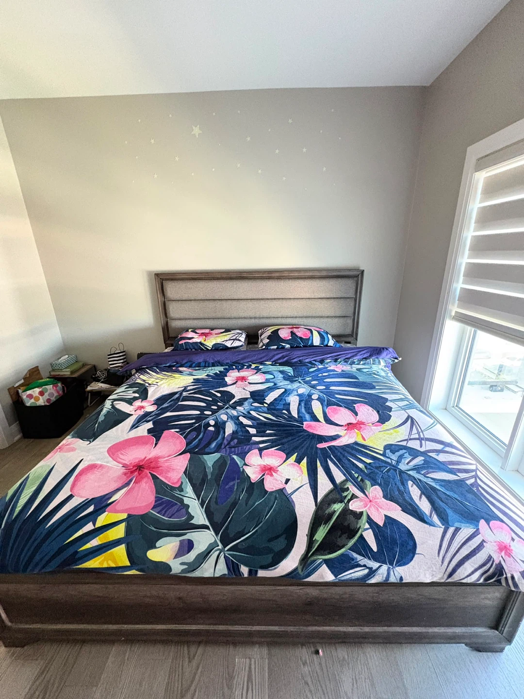 King size bed - photo 2