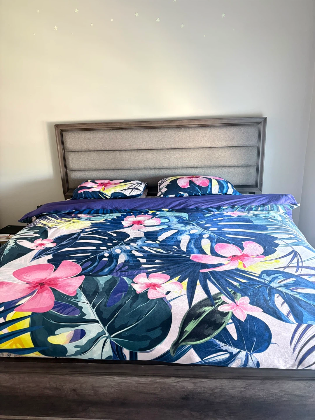 King size bed - photo 4