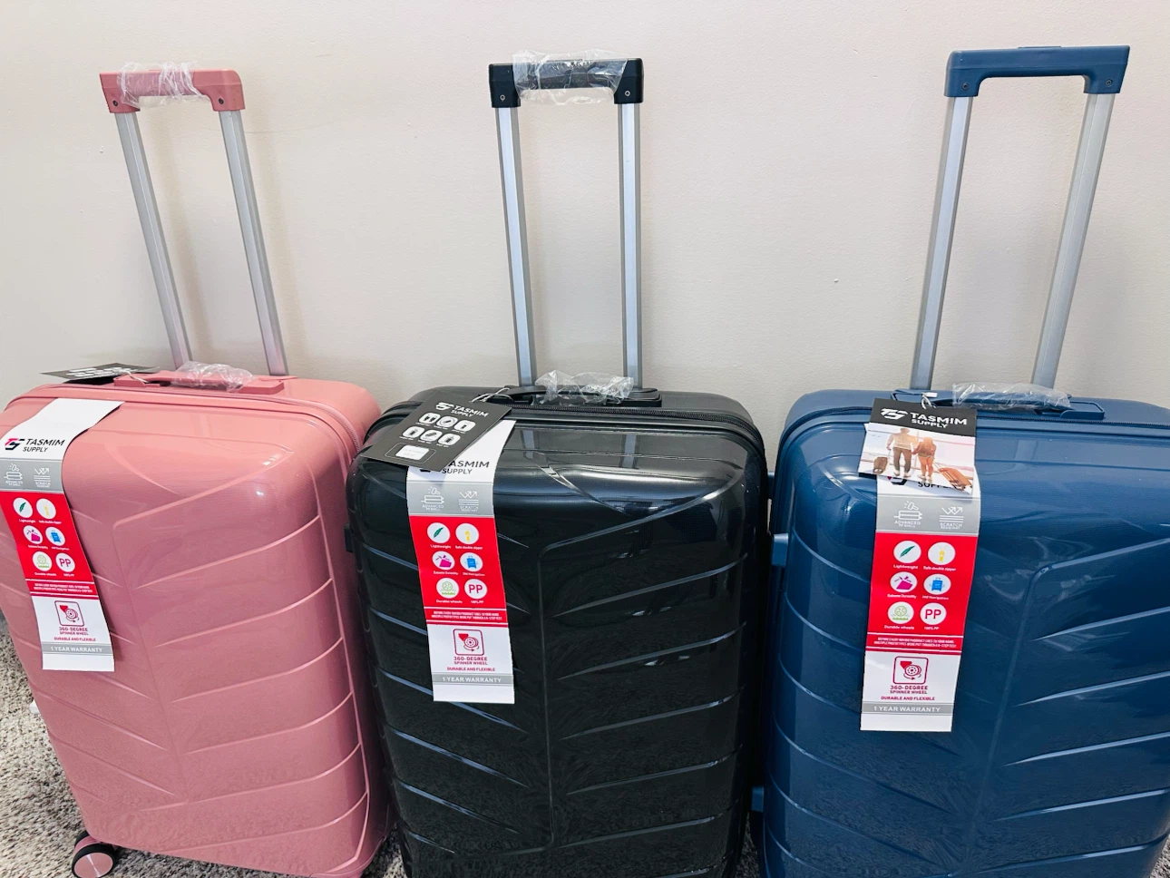 Brand, new large and medium unbreakable luggage - photo 5