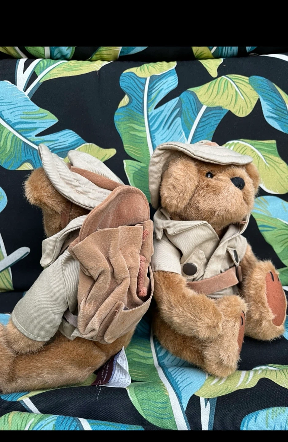Pair of adorable plush teddy bears - photo 2