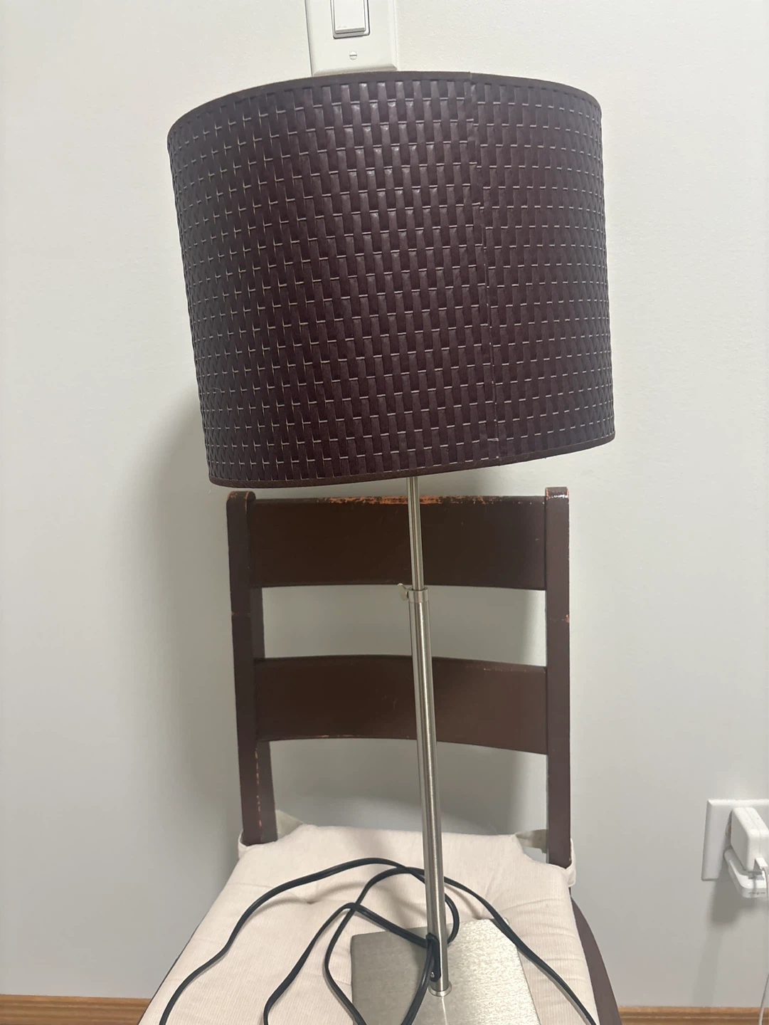 Woven Lamp with Metal Stand