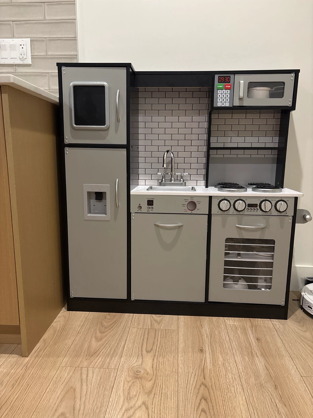 Kids' Play Kitchen Set with Microwave and Oven